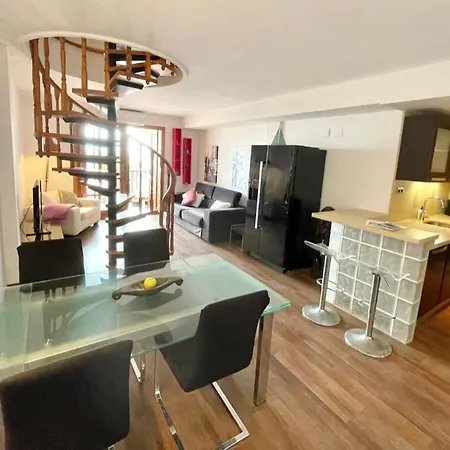 Ensuite Double With Balcony In Shared In Center Of Santa Eularia - Close To The Beach, Shops, Bars, Restaurants 3* Santa Eularia des Riu